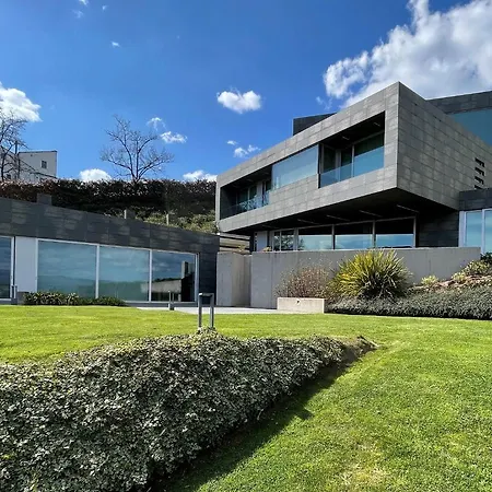 Tres Prismas Exclusive Villa Sarria Buitenkant foto